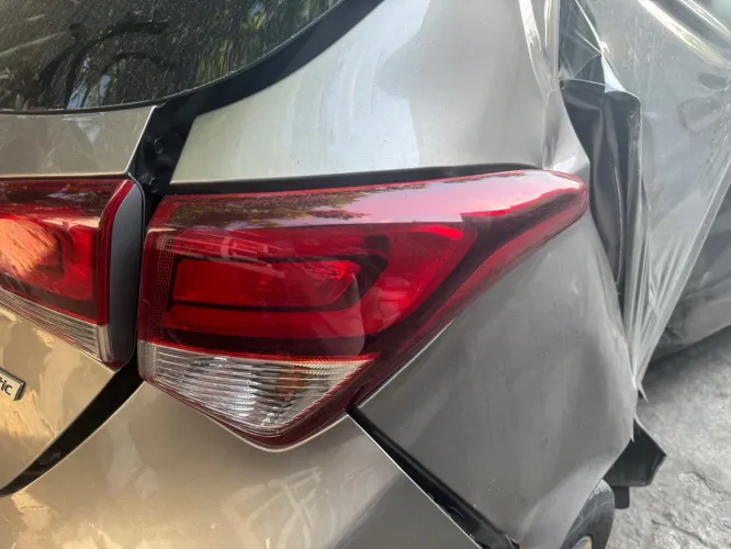 LANTERNA DIREITA DE LED HYUNDAI HB20 HATCH ORIGINAL 