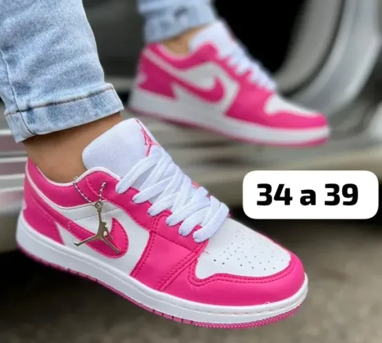 Tênis Nike Dunk Rosa