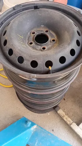 Rodas de ferro fiat toro