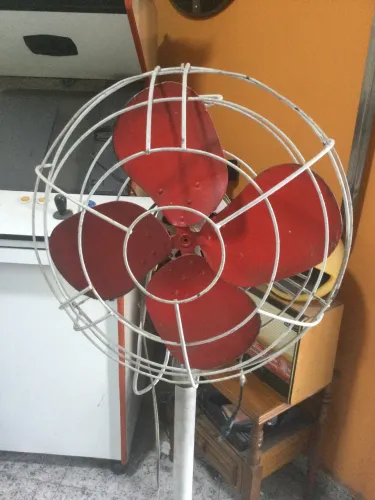 Ventilador antigo de ferro westinghouse