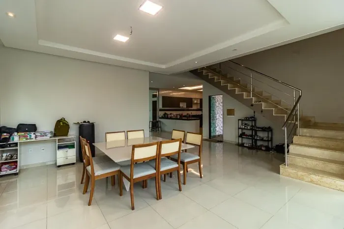 Casa à venda no condomínio Montenegro Boulevard,4Suites por 3.900.000k
