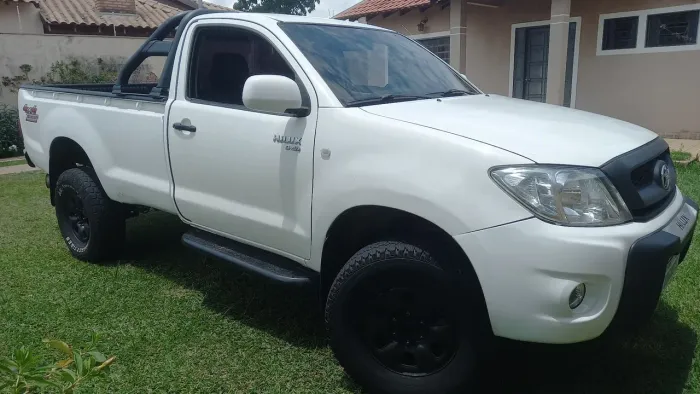 Toyota Hilux CS D4-d 4X4 2.5 16V 102cv TB Dies. 2009
