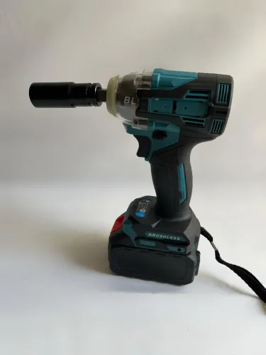 Parafusadeira de Impacto Brushless Profissional