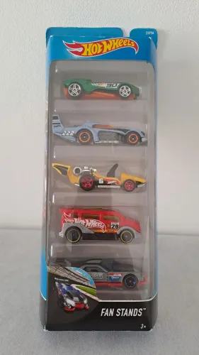 *** MT Hot Wheels Fan Stands 5 Carros Miniaturas (Raros)