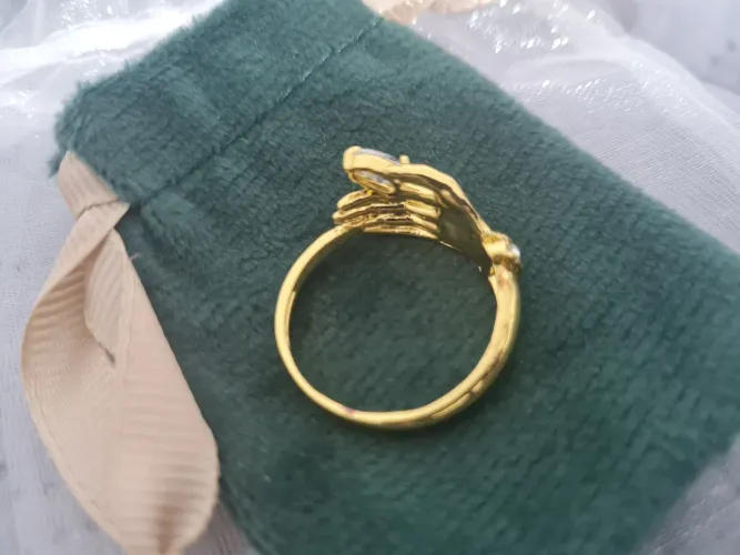 Anel de mão dourado estilo paola vilas