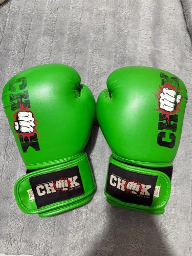 Luvas de boxe CHOK em couro sintético, material DX, verde neon, também usada em MUAY THAI