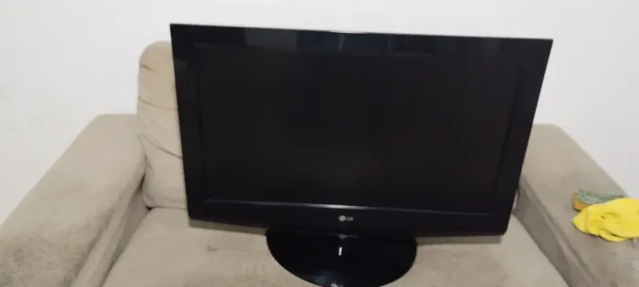 Vendo tv LG usada perfeito estado 