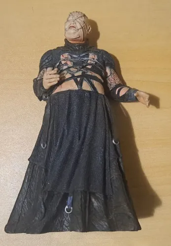 Figura Cenóbita Barbie Hellraiser 3 Clive Barker NECA