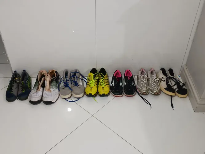 7 pares de tênis por R$ 200