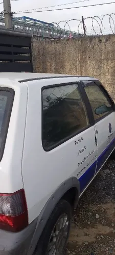 Fiat Uno Mille Celeb. WAY Econ. 1.0 F.flex 2P 2012