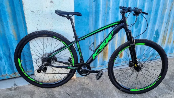 Bicicleta Mountain Bike KSW XCL Aro 29 freio Hidráulica 24 marchas urg barato