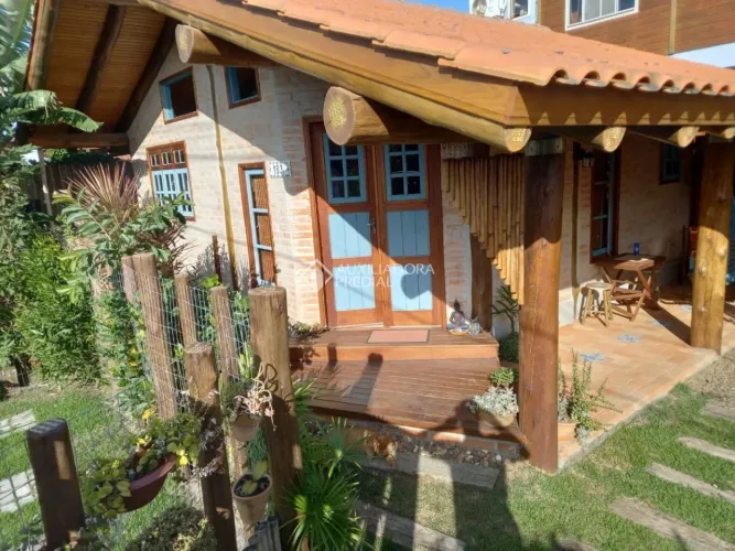 Casa à venda em Arroio