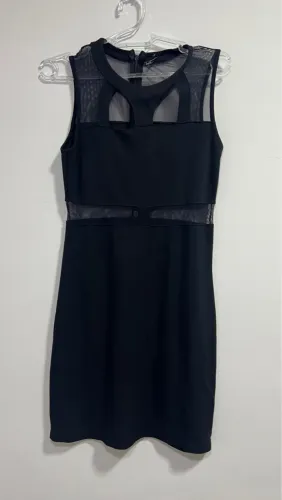 Vestido Preto com tule