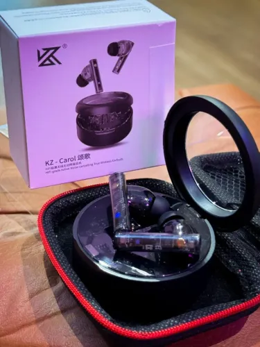 Fone de Ouvido Bluetooth 5.4 KZ Carol