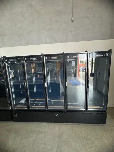 Auto serviço 5 portas extra frio novo