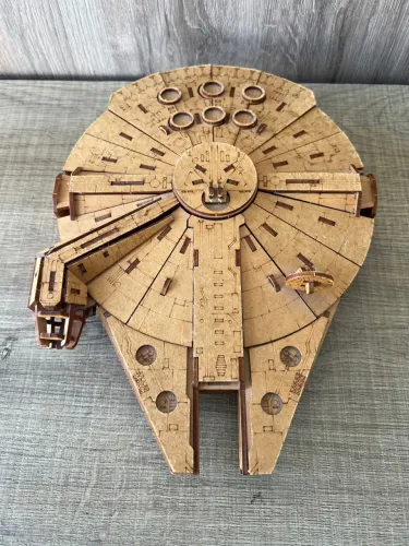 Nave Millennium Falcon em Mdf Star Wars - Campinas sp 