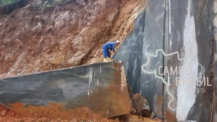 JAZIDA DE GRANITO EXÓTICO PRONTO PARA COMÉRCIO E EXPORTAÇÃO! ÁREA DE 90 MIL METROS QUADRAD