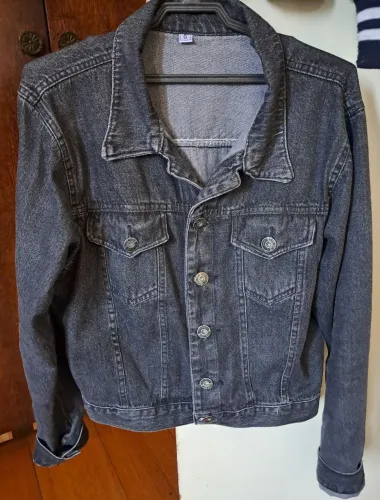 Jaqueta jeans feminina grafite marmorizada pouco uso!
