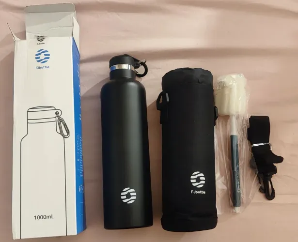 Garrafas Térmicas 1L com Acessórios - Academia e Exercícios