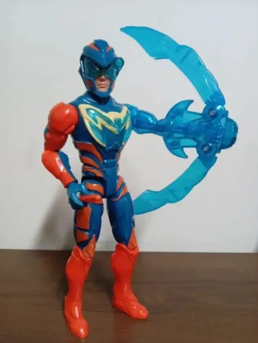Boneco Max Steel