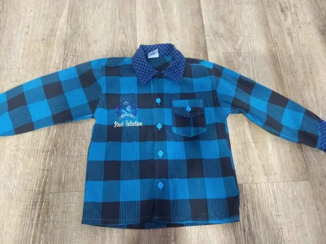 Camisa Manga Longa - Tamanho P ou 2