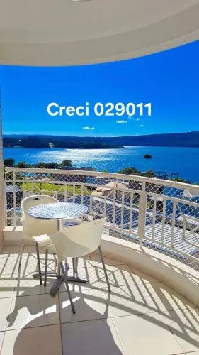 Apartamento com frente e vista para o.lago- Caldas -Novas-Go.