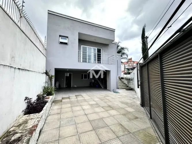 Linda casa com piscina e closet em Canoas - Imperdível! REF: 500975