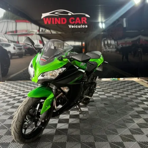 KAWASAKI KAWASAKNINJA 300 ABS C/ ESCAPAMENTO ESPORTIVO