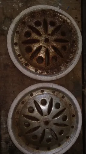 Rodas antigas de carrinho de bebê - Vintage / Ferro fundido