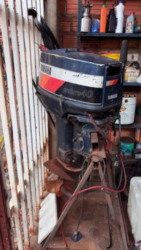Vende-se motor Yamaha enduro 40