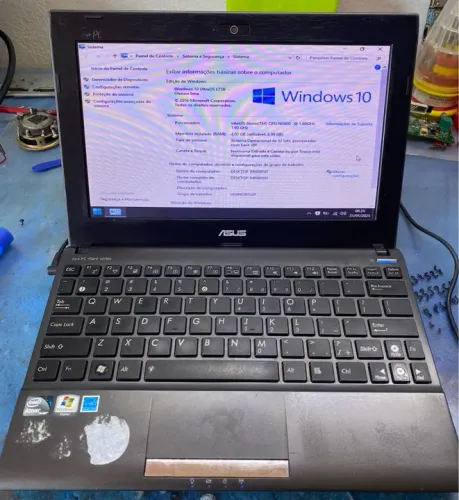 Netbook Asus Aton Quad core, 4gb