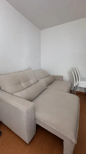 Sofá retrátil e reclinável