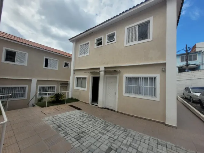 Sobrado para Venda, Jardim Figueira Grande, 2 dormitórios, 1 banheiro, 1 vaga