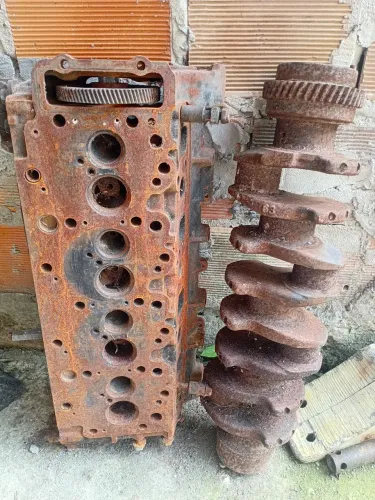 Bloco do motor e cabeçote motor Isuzo 7110 GMC