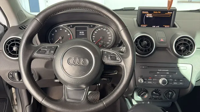 Audi A1 1.4 TFSI 122cv S-tronic 3P 2011