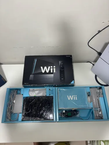 NINTENDO WII COMPLETO NA CAIXA 