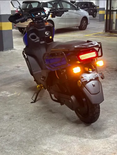 Moto elétrica tank