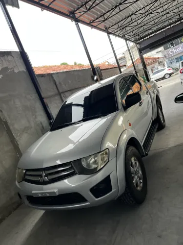 Mitsubishi L200 Triton HLS 2.4 Flex 16V CD Mec. 2015