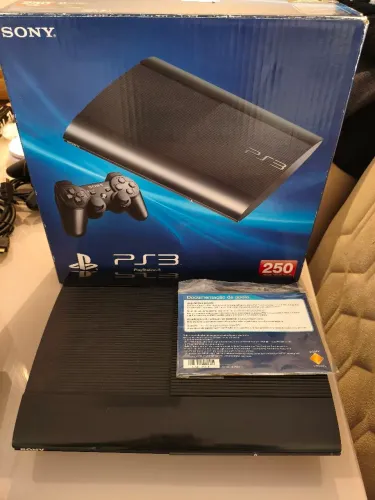PS3 Super Slim 250GB Original e Bloqueado na Caixa Original - Erro 8002F1F9