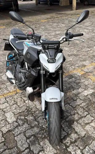 Moto Yamaha MT 07