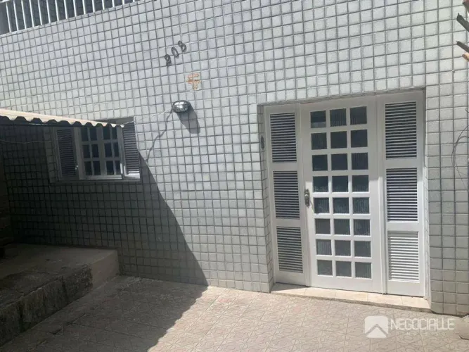 Casa duplex com 4 dormitórios para alugar, 100 m² por R$ 1.600,00 - Santo Antônio - Campin