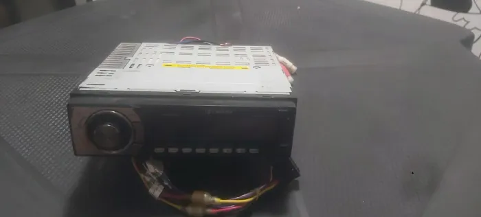 Vendo esse rádio de carro raridade