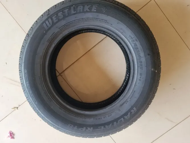Pneus Westlake aro 14 175/75 novo