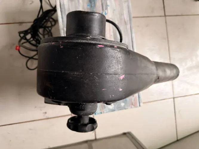 secador/soprador profissional Kondor para uso em pet shops,