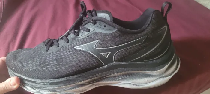 Tenis masculino mizuno 