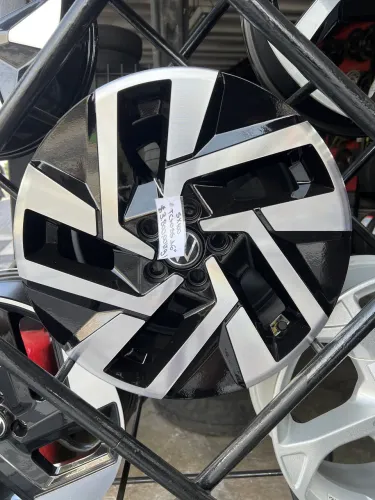 Roda TCross aro 16