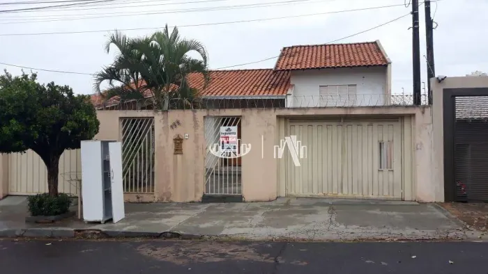 Casa com 3 quartos à venda, 180 m² por R$ 620.000 - Jardim Presidente - Zona Oeste de Lond