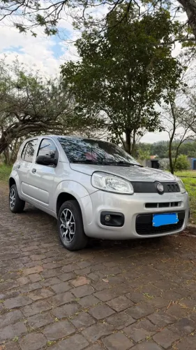 Fiat Uno Attractive 1.0 EVO Fire Flex 8V 5P 2016