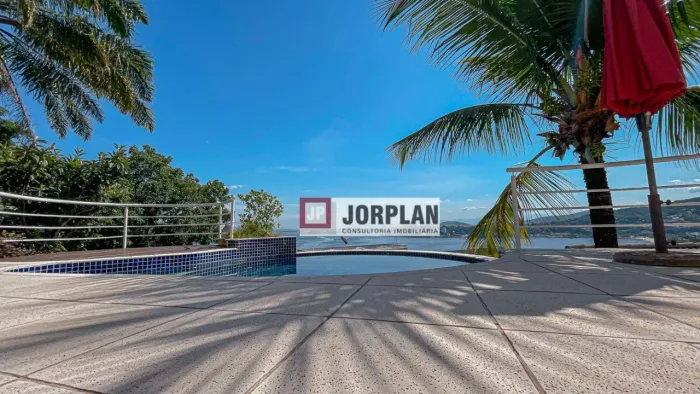 Casa com 4 dormitórios à venda, 483 m² por R$ 3.450.000,00 - Charitas - Niterói/RJ