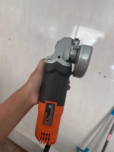 Lixadeira Esmerilhadeira Black Decker 220